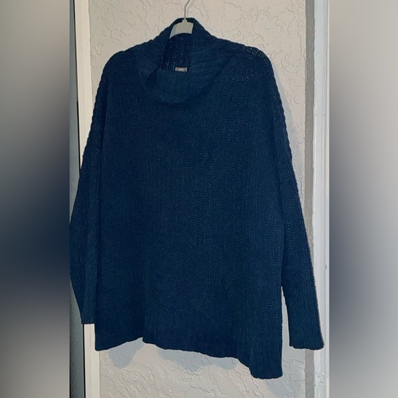 Aerie Chunky Oversized Sweater - Picture 4 of 8